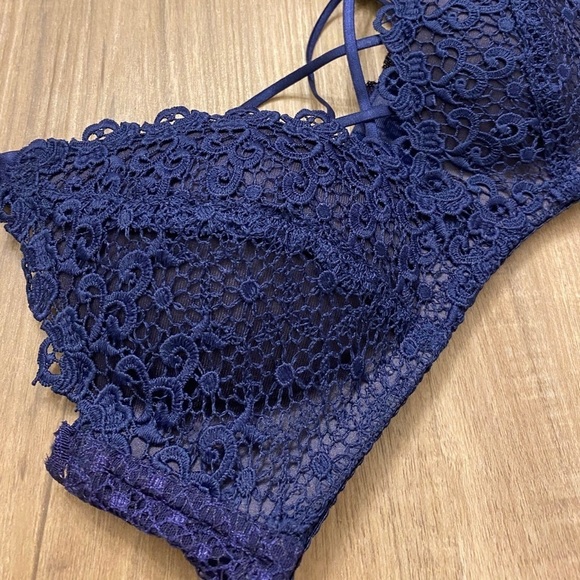 Navy Bralette - Picture 2 of 4